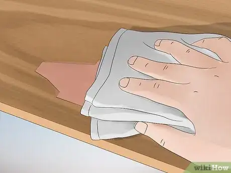 Imagen titulada Fill Large Holes in Wood Step 7