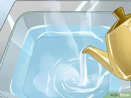Imagen titulada Give a Baby a Bath in the Sink Step 1