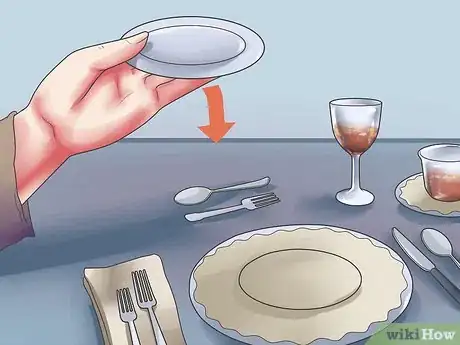 Imagen titulada Set a Table for a Tea Party Step 9