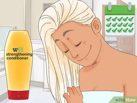Imagen titulada Bleach Brown Hair Step 19
