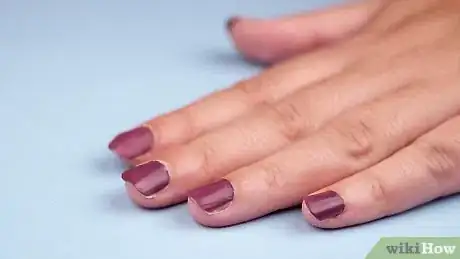 Imagen titulada Make Matte Nail Polish Step 8