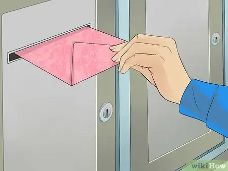 Imagen titulada Be a Secret Admirer on Valentine's Day Step 6