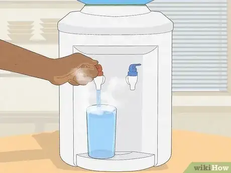 Imagen titulada Boil Water Fast Step 6