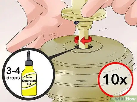Imagen titulada Oil a Ceiling Fan Step 17