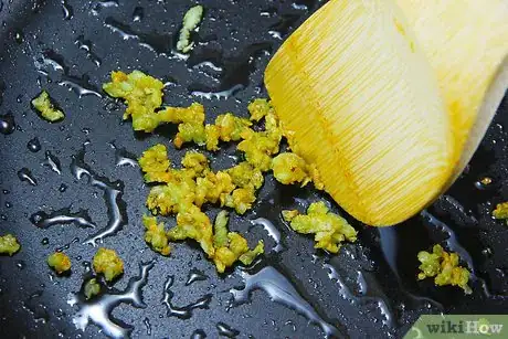 Imagen titulada Make Alfredo Sauce Without Cream Step 2