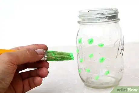Imagen titulada Make Glow Jars Step 47