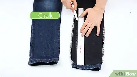 Imagen titulada Make Skinny Jeans Step 1