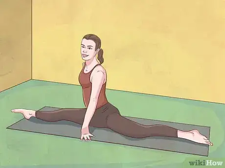 Imagen titulada Be a More Flexible Gymnast Step 16