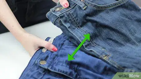 Imagen titulada Make Distressed Jeans Step 10