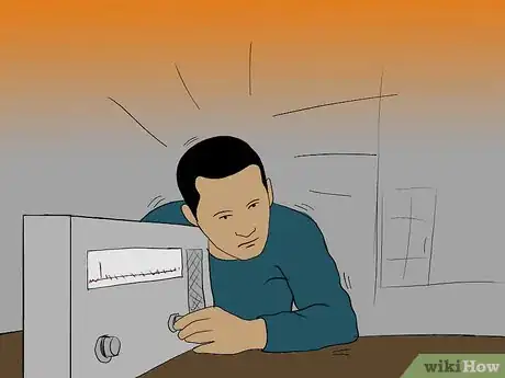 Imagen titulada Survive a Breakdown of the Social Order Step 2
