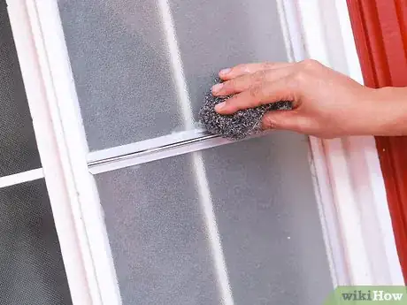 Imagen titulada Clean Glue from Windows Step 15