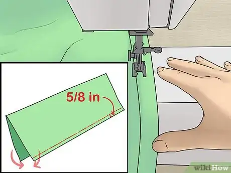 Imagen titulada Make a Snuggie Step 7