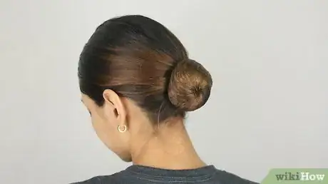 Imagen titulada Make a Military Bun Step 13