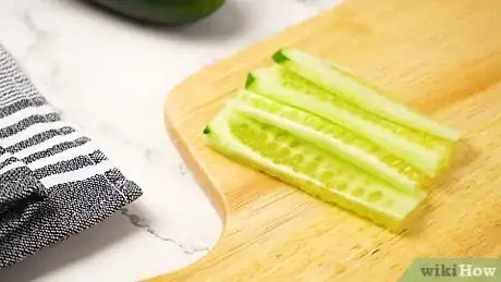 Imagen titulada Slice a Cucumber Step 14