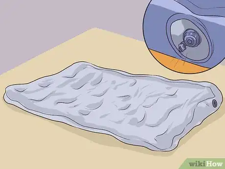 Imagen titulada Clean an Air Mattress Step 9