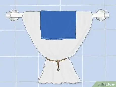 Imagen titulada Fold Towels Step 9