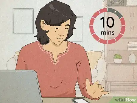 Imagen titulada Resist the Urge to Text Your Crush Step 1