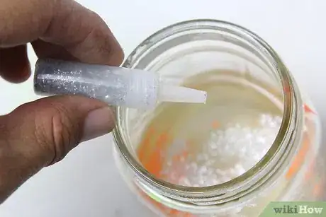 Imagen titulada Make Glow Jars Step 40