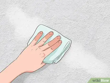 Imagen titulada Clean Plaster Walls Step 7