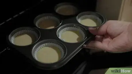 Imagen titulada Make Cupcakes Step 37