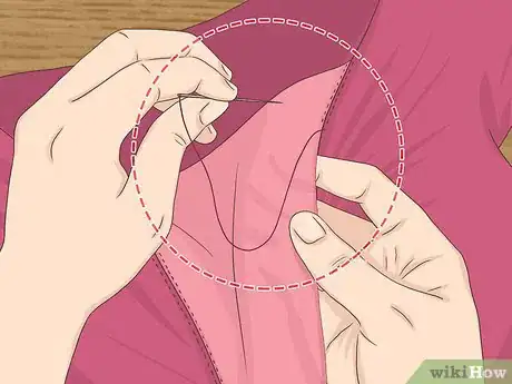 Imagen titulada Cover Cleavage in a Formal Dress Step 8