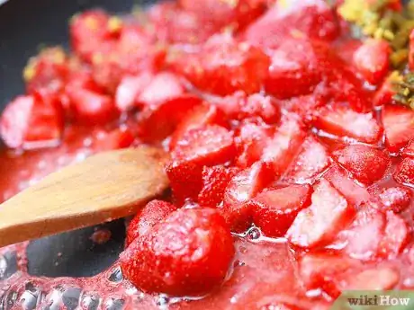 Imagen titulada Make Simple and Fresh Strawberry Jam Step 5