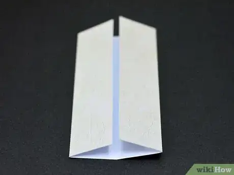Imagen titulada Make an Origami Chair Step 2