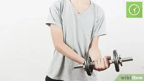Imagen titulada Get Stronger and Thicker Wrists Step 6