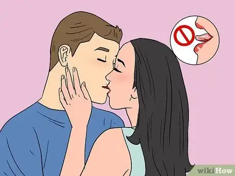 Imagen titulada Prepare for Your First Kiss Step 6