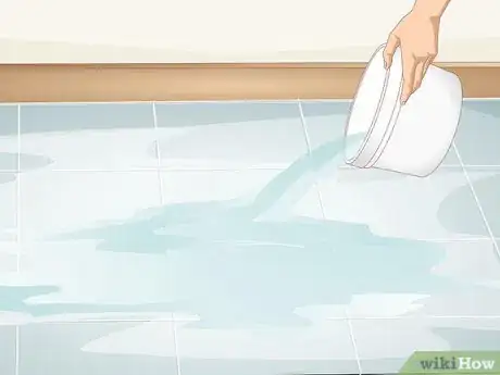 Imagen titulada Apply Tile Sealer Step 10