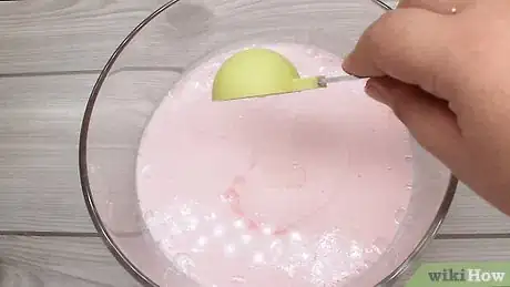 Imagen titulada Make Glossy Slime Step 9