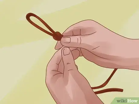 Imagen titulada Tie an Overhand Knot Step 16
