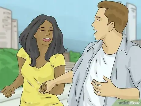 Imagen titulada Signs He Wants You to Be His Girlfriend Soon Step 9