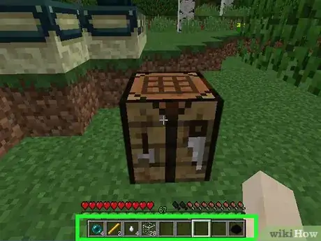 Imagen titulada Open the Dragon Egg in Minecraft Step 2