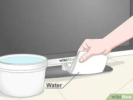 Imagen titulada Clean a Plasma Screen Step 8