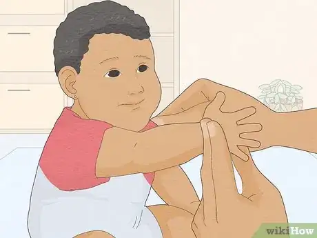 Imagen titulada Treat Baby Heat Rash Step 3