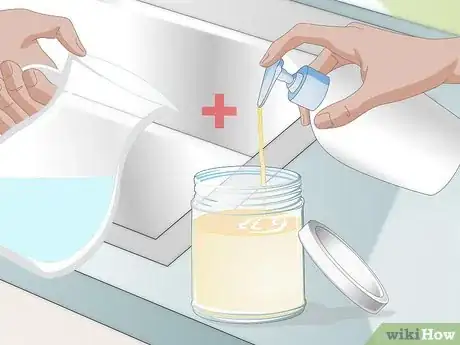 Imagen titulada Clean a Pet Brush or Comb Step 2