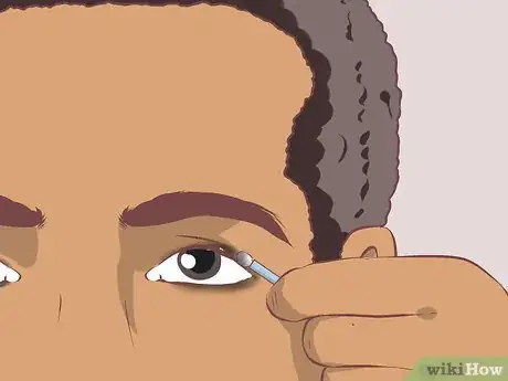 Imagen titulada Apply Eyeliner (Men) Step 11