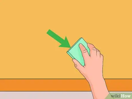 Imagen titulada Get Ink or Dye Off a Painted Wall Step 8