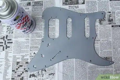 Imagen titulada Decorate a Guitar Step 11