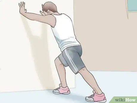 Imagen titulada Stretch for Achilles Tendonitis Step 5