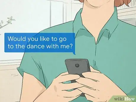 Imagen titulada Ask a Girl Out over Text Step 12
