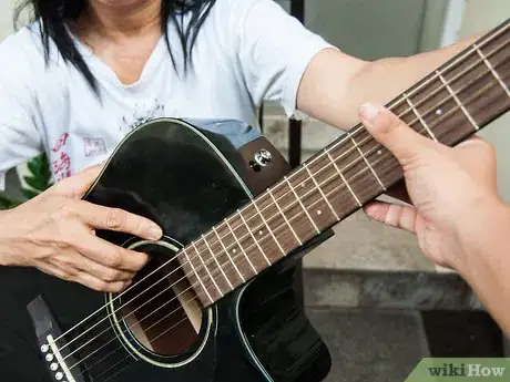Imagen titulada Write a Song with Guitar Chords Step 14