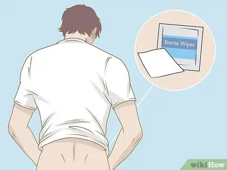 Imagen titulada Read a Urine Dipstick Step 1