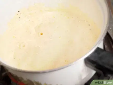 Imagen titulada Make Homemade Alfredo Sauce Step 8