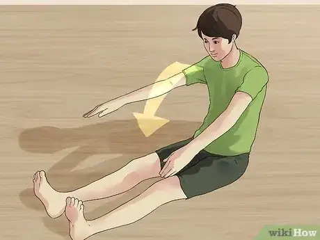 Imagen titulada Make Your Feet Touch Your Head Step 2