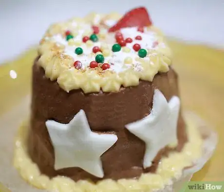 Imagen titulada Frost a Double Layer Cake Final