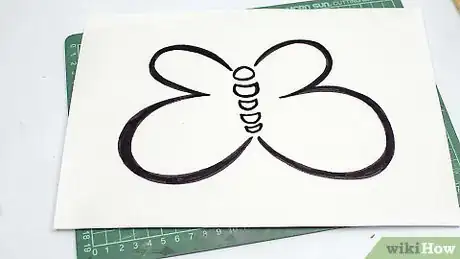 Imagen titulada Stencil Fabric Step 6
