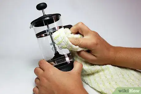 Imagen titulada Make a Cappuccino with a French Press Step 5