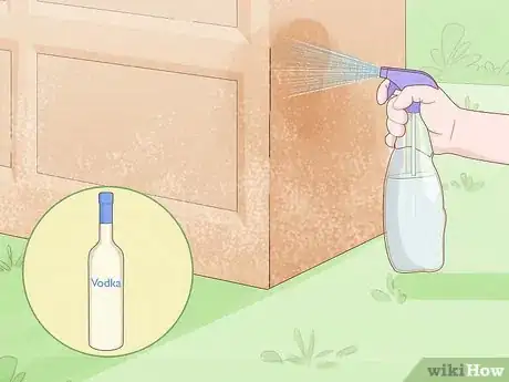 Imagen titulada Remove Mold from Wood Furniture Step 5